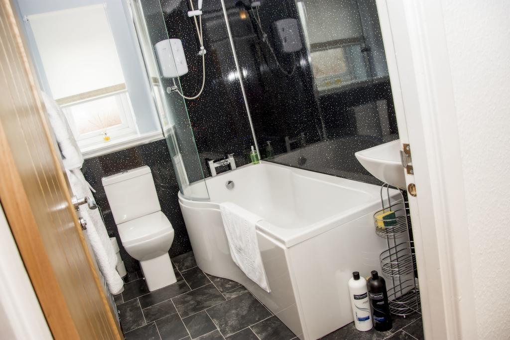 Distillery Apartment 1 إلجين المظهر الخارجي الصورة